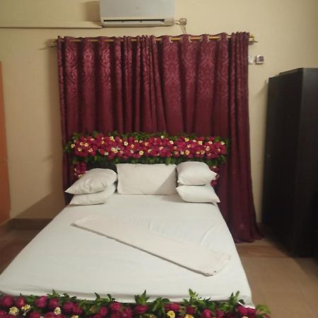 Al Rehman Guest Hous Hotel Hyderabad Ngoại thất bức ảnh